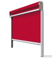 Rote Markise mit weißem Rahmen