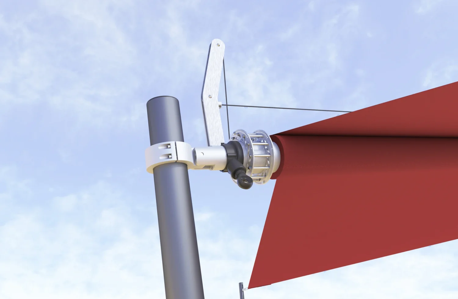 Markisenhalterung mit rotem Sonnensegel vor blauem Himmel